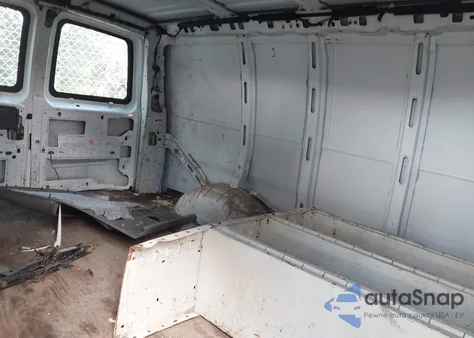 2007 Chevrolet Express Work Van z USA, uszkodzony, nr VIN 1GCFG15X571127719